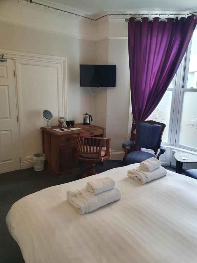 The Lodge Harrogate Esterno foto