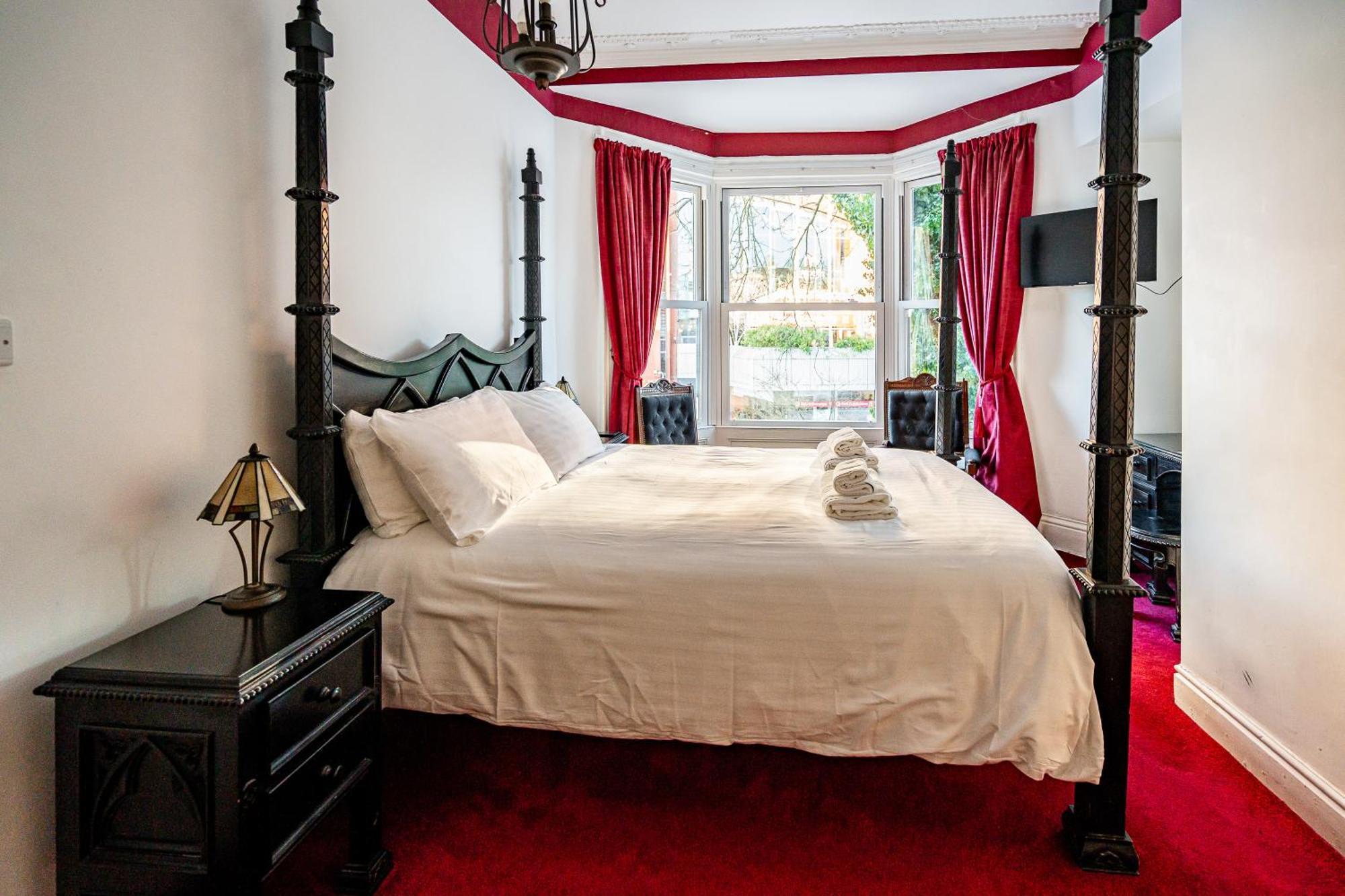 The Lodge Harrogate Esterno foto