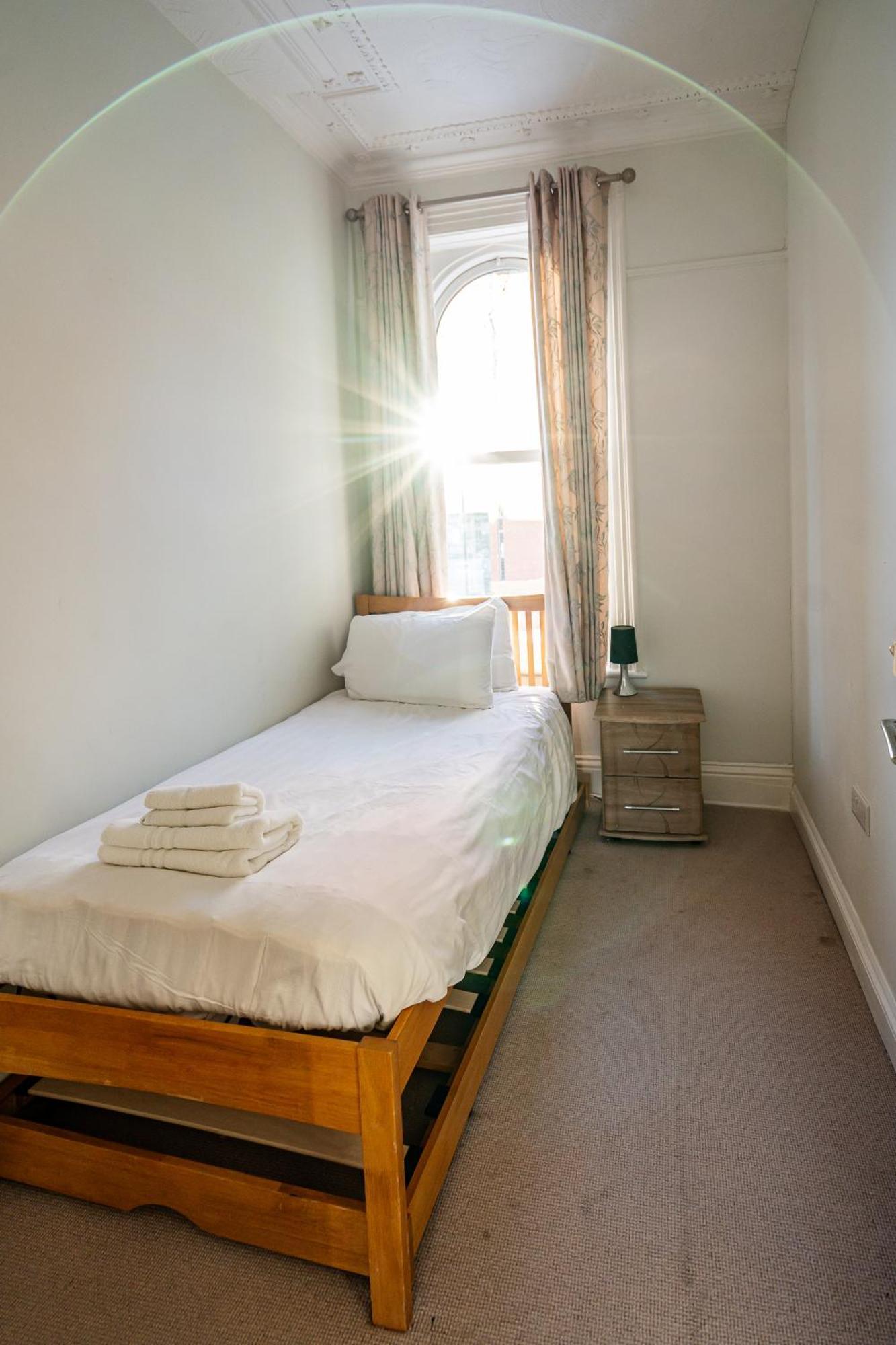 The Lodge Harrogate Esterno foto